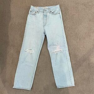 Levi’s Ribcage Straight Ankle Jeans